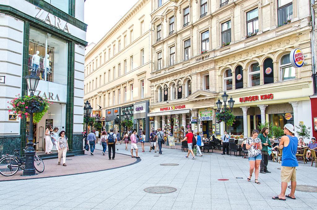 The Fashion Street Apartment Budapest Exterior foto