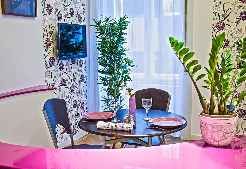 The Fashion Street Apartment Budapest Zimmer foto